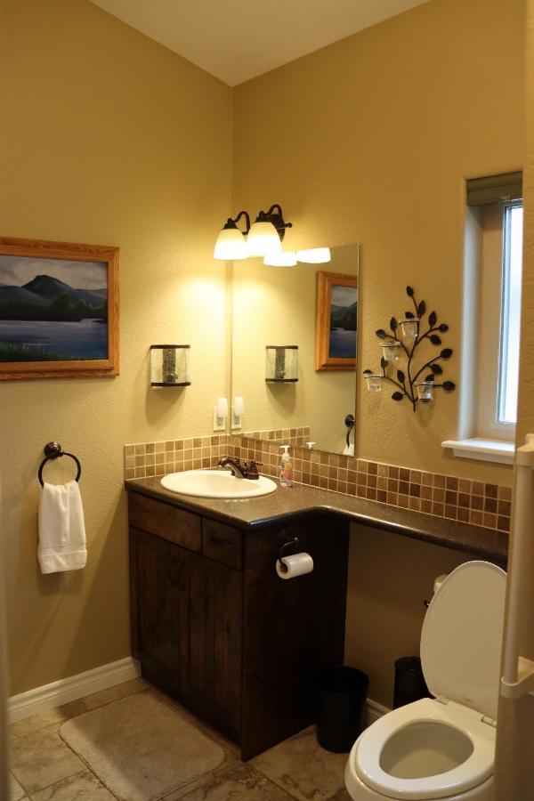 Glacier National Park Getaway - Oakmont Retreat Колумбія-Фоллс Екстер'єр фото
